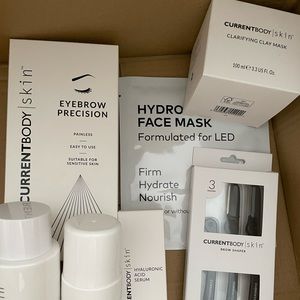 Current body x Wayne goss set minus mask